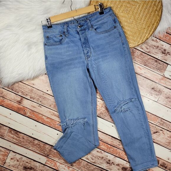 American Eagle Vintage High Rise Distressed Button Fly Jeans - Picture 1 of 8